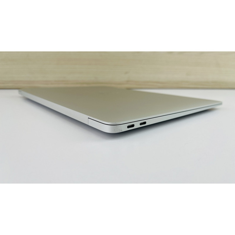 MacBook Air 2020 Silver i3 1.1ghz 8/128